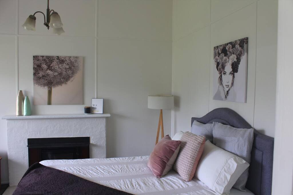 Marjalis Cottage, Your Perfect Country Getaway! * Wonthaggi