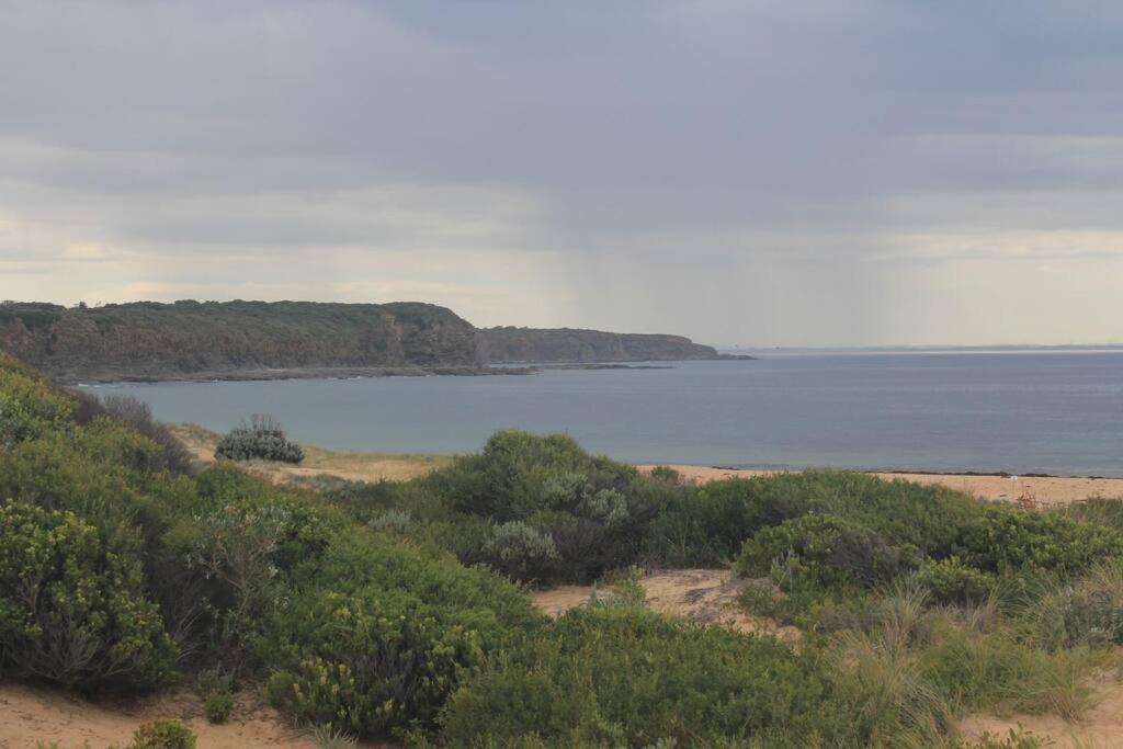 Marjalis Cottage, Your Perfect Country Getaway! Holiday home Wonthaggi