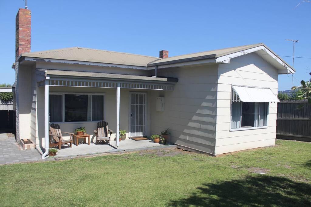 Holiday home Marjalis Cottage, Your Perfect Country Getaway! Wonthaggi