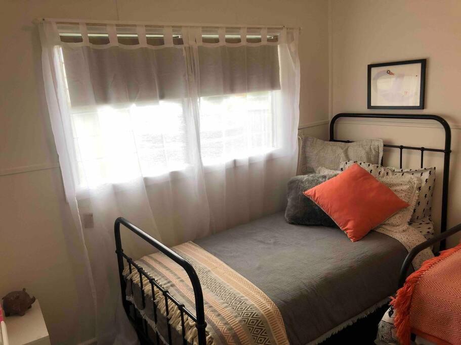 Marjalis Cottage, Your Perfect Country Getaway!